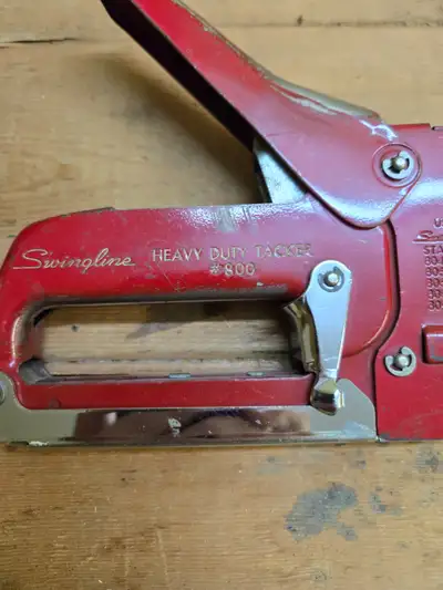 Ancienne Brocheuse swingline
