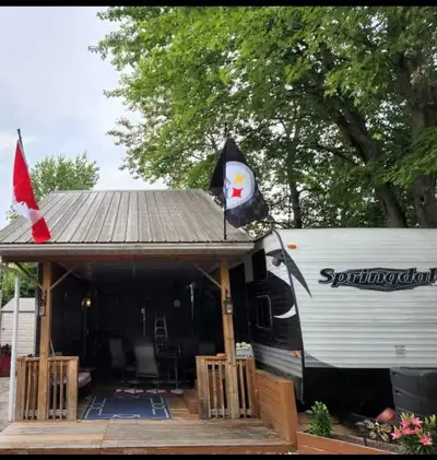 Sleeps 10 with 2 slide- outs 4 Bunk beds with 2 custom mattresses One of the larger lots with parkin...
