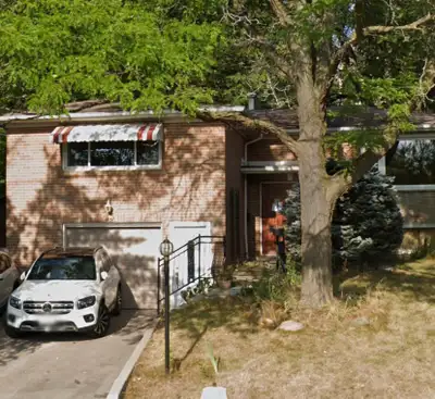 Walkout, renovated, bright basement for rent in North York