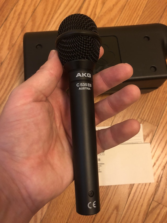 AKG C535EB Handheld Mic Microphone Cardioid Condenser, Mint Pro Audio