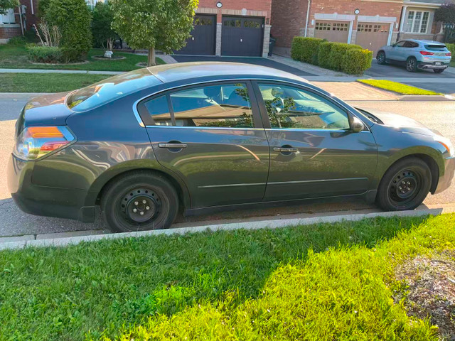 2012 Nissan Altima for sale in Cars & Trucks in Mississauga / Peel Region - Image 4