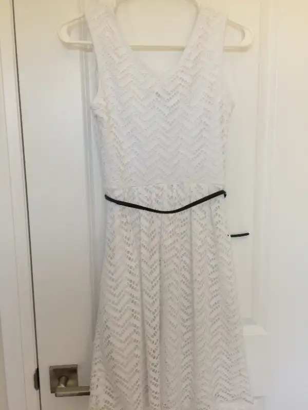 White Dress with Black Belt in Women's - Dresses & Skirts in Kitchener / Waterloo - Image 3