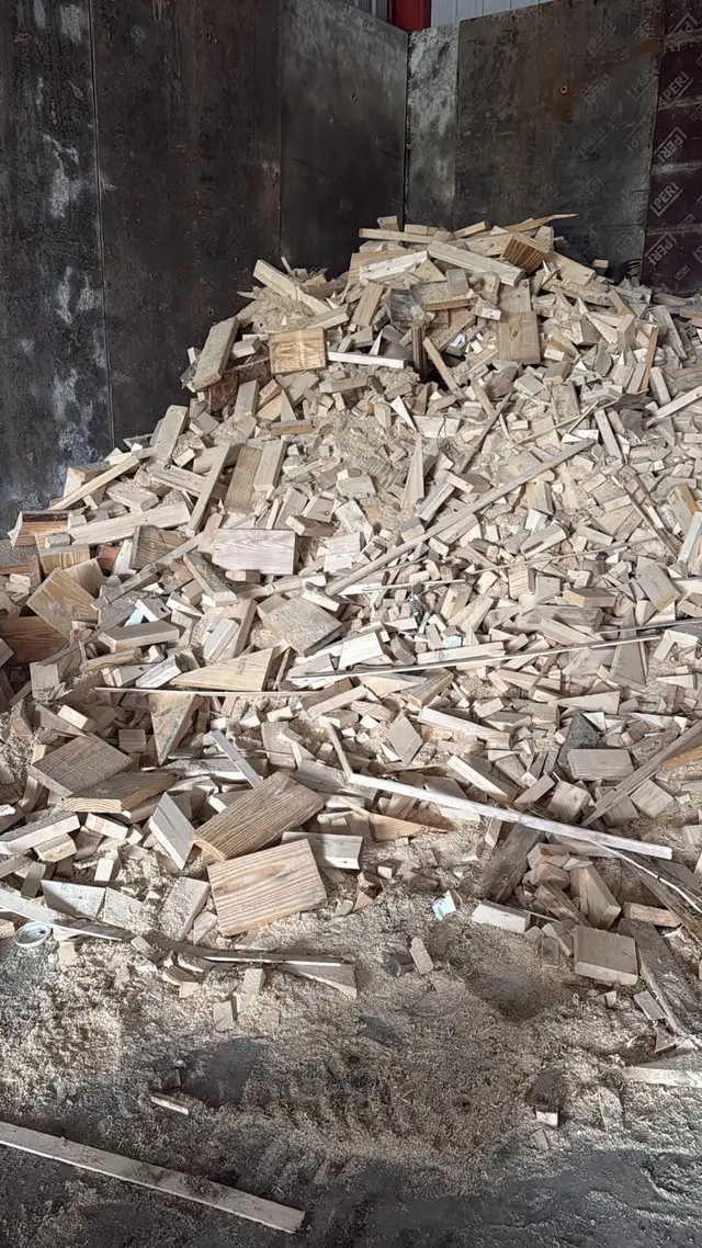 Camp Firewood  in Fireplace & Firewood in Owen Sound - Image 3