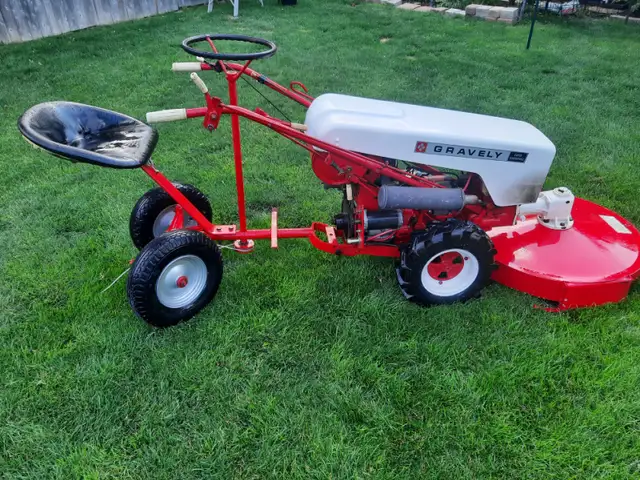 SOLD. Gravely l8 ls li buggy cart tractor walk behind 2 wheel in Other in Oakville / Halton Region - Image 2