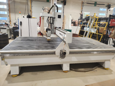 NEW 7' x 12' CNC Router Table (3 Routers) Huge Savings