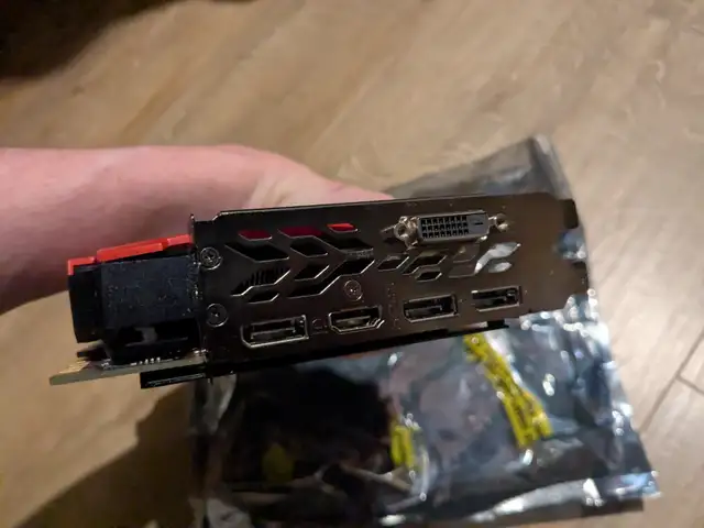 Used PC parts - GTX 1080 - Mother board - CPU cooler in Desktop Computers in Edmonton - Image 4