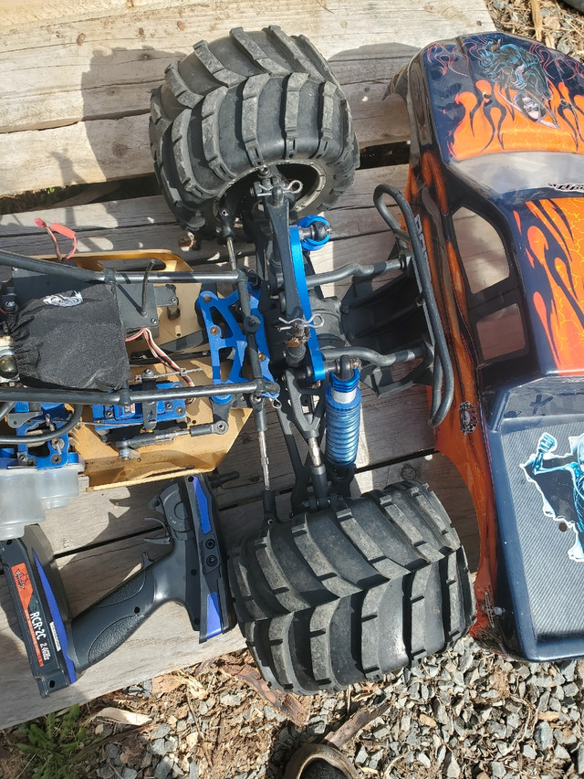 Redcat Rampage RC Truck in Toys & Games in Bedford - Image 3