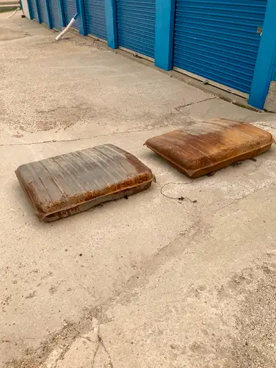 1969 impala or pontiac 2 + 2 gas tanks 2 to choose from $50 i have lots of other impala parts dr doo...