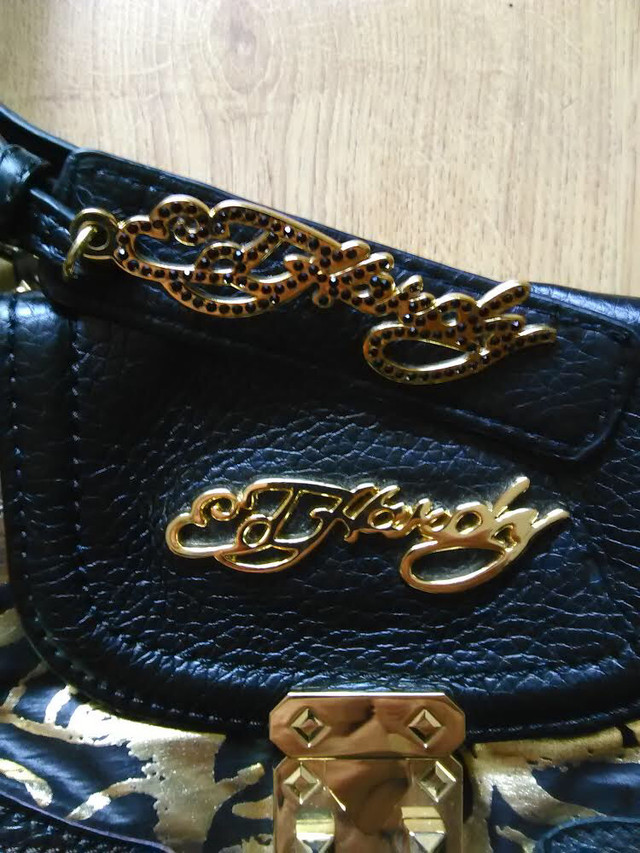“ED HARDY” Bag in Women's - Bags & Wallets in Brantford - Image 3