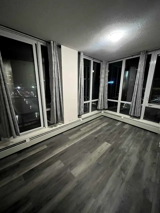 Newly Renovated Condo Available!