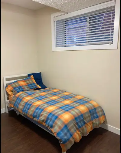 Queen Alexandra Room Rental