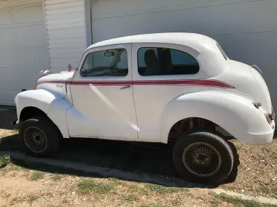 This one of kind rat rod is in need of a new home. Licensed and insured this rat rod has a custom bu...