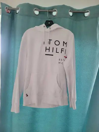  pull over hoodie sweater, View more