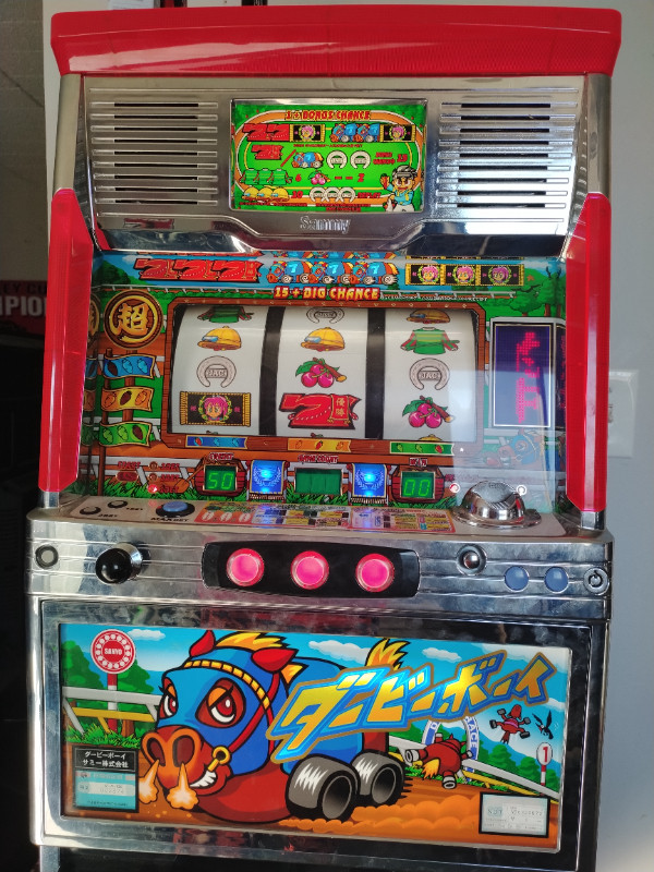 Sanyo Sammy slot machine in General Electronics in Sault Ste. Marie