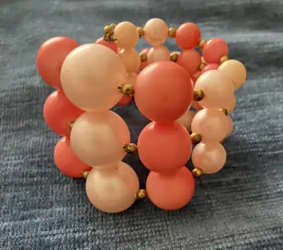 VTG boho style bubblegum bracelet, View more