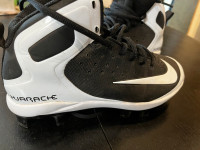 Nike Huarache molded baseball shoes size 7