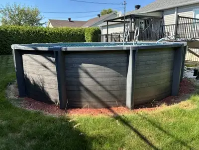 piscine hors terre 18 pieds, au sel et tous les accessoires, View more