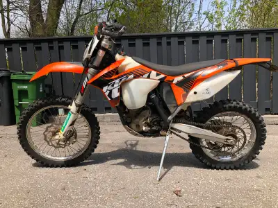 2012 KTM 350 XCF-W...this is a solid and very well maintained machine. It has been ridden very littl...