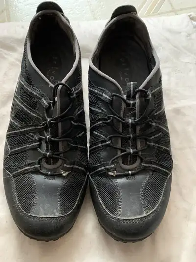 Ladies Clark’s Shoes - Size 8-9, View more