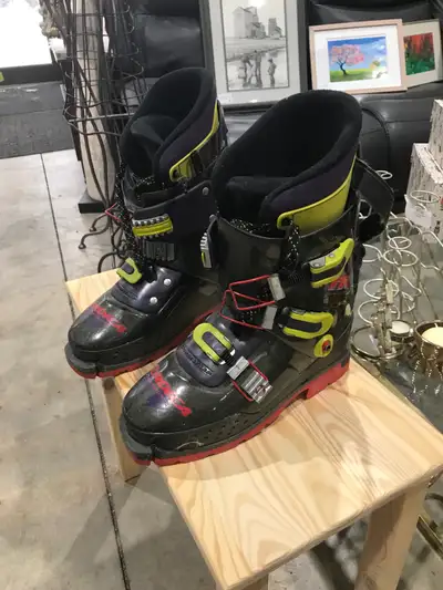 Nordica TR 9 Ski Boots, View more