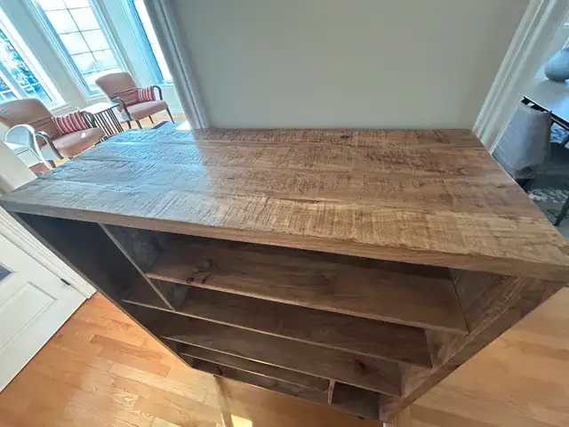 library/Wooden storage62863285920513122