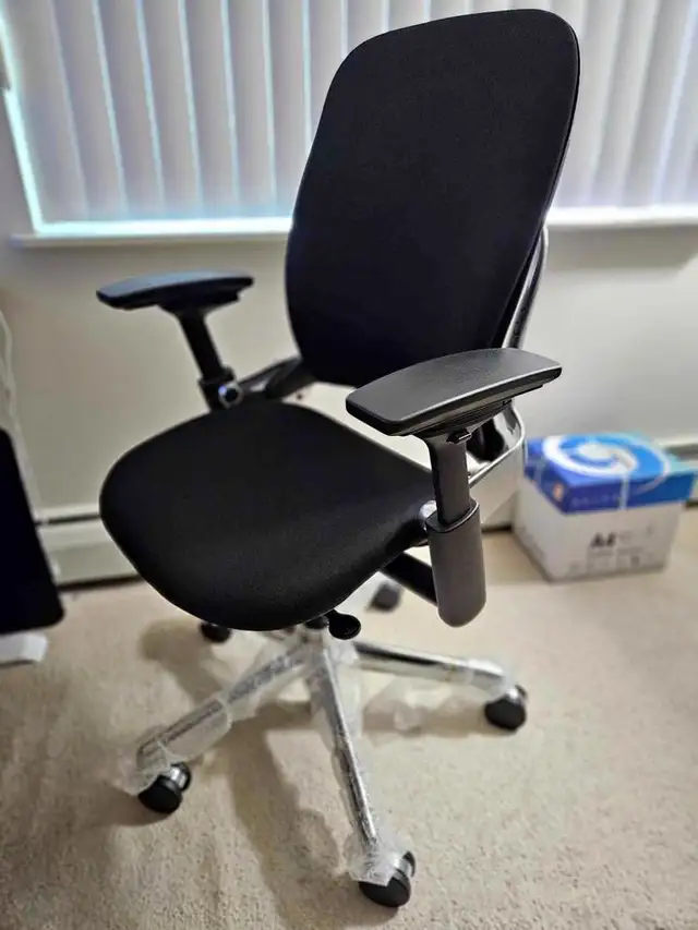 Steelcase Leap v2 Chrome62864361359363122