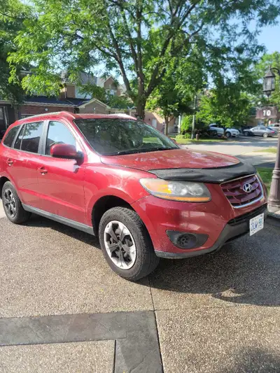 Hyundai santa Fe 2.4 L 2011 As is sale Currently driving runs great, still excellent performance. No...