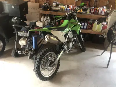 Kawasaki KLX 300R Dirt Bike. Comes with extra fenders. Excellent condition. Low hours. 2020