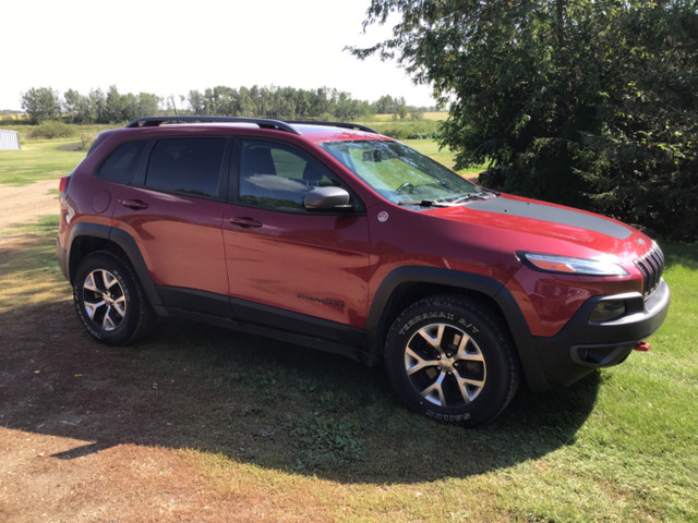 2016 Jeep Cherokee Trailhawk 4Dr 4WD in Cars & Trucks in Strathcona County - Image 3