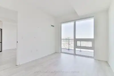 Beautiful 1+1 Condo Unit for Lease In Central Erin Mills