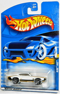 Hot Wheels 1/64 Olds 442 W-30 Diecast Cars