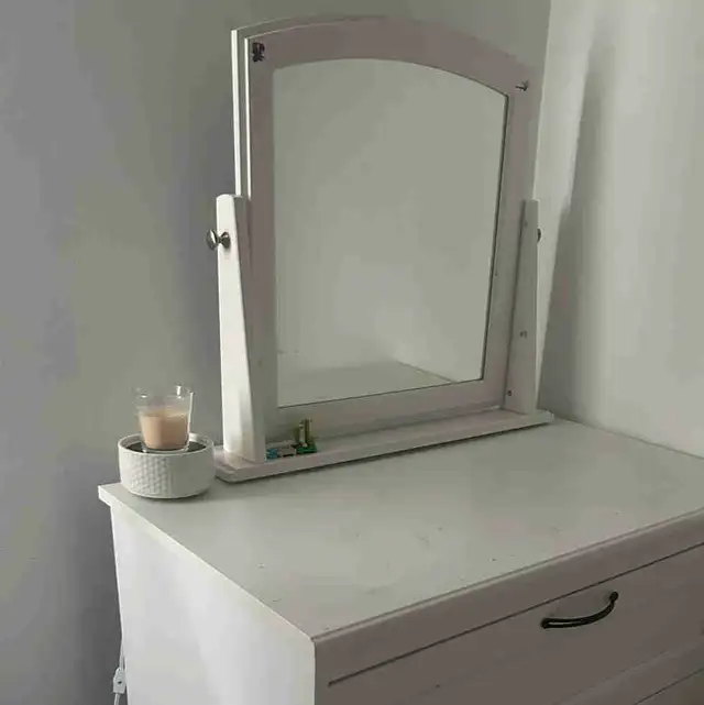 Ikea White Vanity / Dresser in Dressers & Wardrobes in Mississauga / Peel Region - Image 2