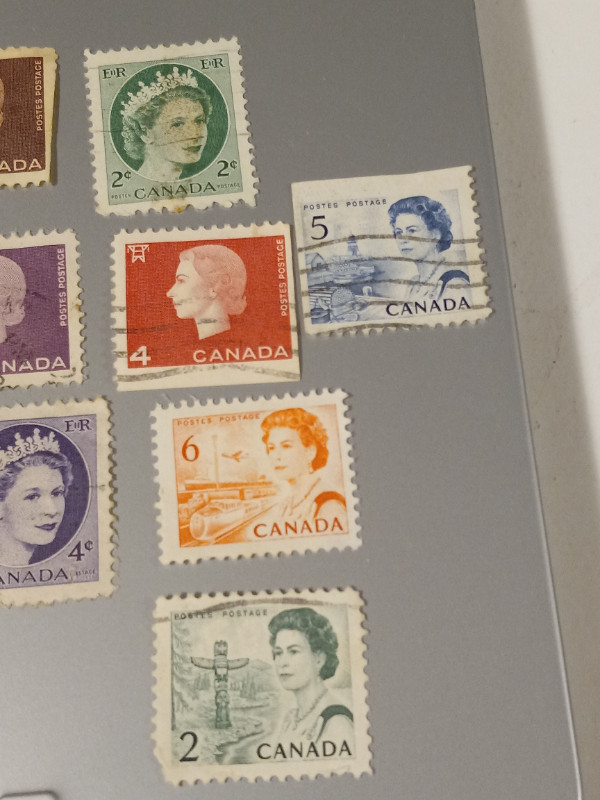 Queen Elizabeth Vintage Canadian Stamps Lot of 14 Excellent in Arts & Collectibles in Trenton - Image 2