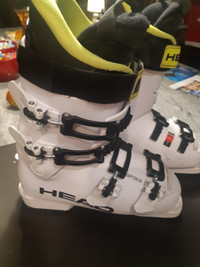 Head Raptor ski boots
