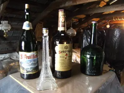 Bouteilles de collection, View more