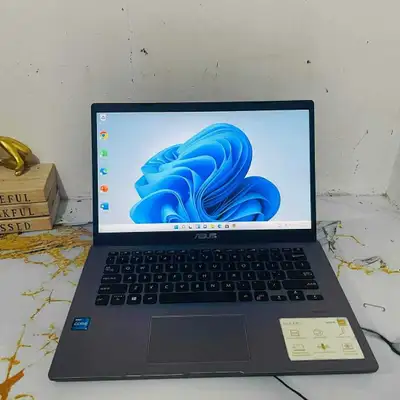 Asus 15" Laptop i5-i5-1035G1-8GB ram, Win11, View more