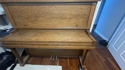 Morris Listowel piano, View more