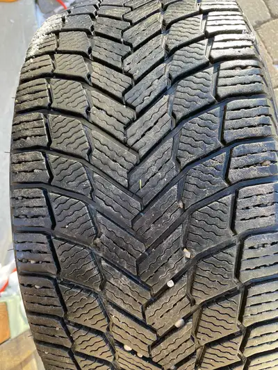 I am selling 4 Michelin X-Ice Snow winter tire, size 235/40R19 96H. This tire has been used for 3 wi...