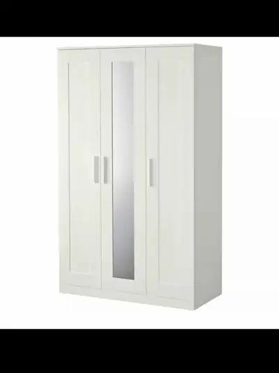 armoire IKEA 70$, View more