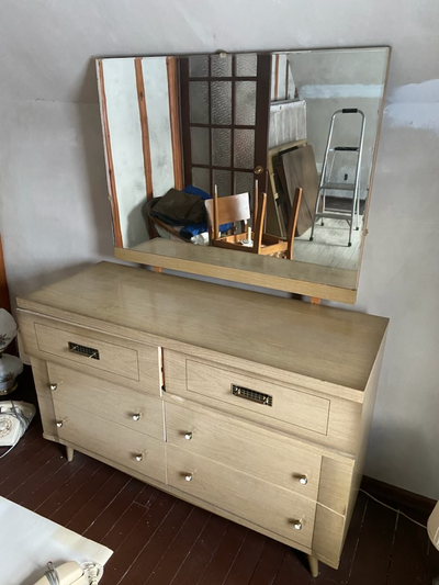 3 Piece Vintage Bedroom Suite includes dresser with mirror, tall dresser and headboard. Quality made...