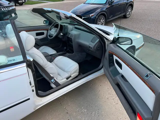 1991 Chrysler Lebaron convertible reduced 2800.00 in Cars & Trucks in Lethbridge - Image 6