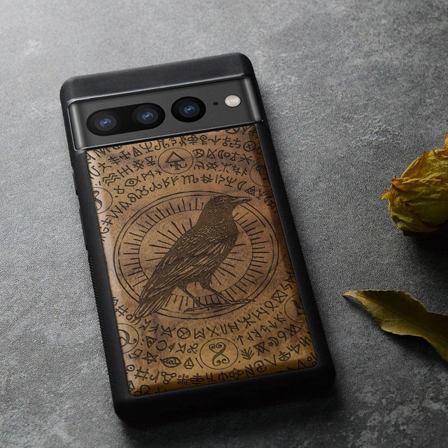 NEW Calveit Natural Wood (& Black Soft TPU) Phone Case, Pixel 7 in Cell Phone Accessories in London