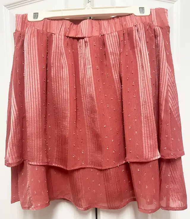 Terracotta-Peach 2-piece Blouse & Skirt Set, sz. L in Women's - Dresses & Skirts in Delta/Surrey/Langley - Image 6