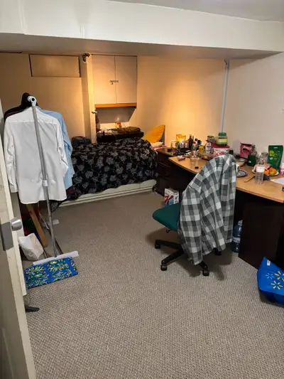 One large Private room available for rent in Scarborough. In a basement. Major intersection is Morni...