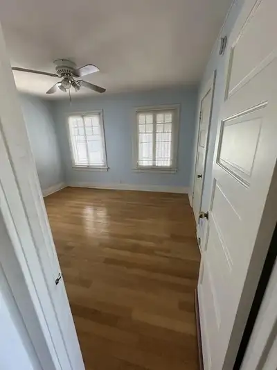 Newly renovated room/full separate living space 3rd floor rental