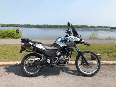 Great Adventure Bike - 34,257kms - 650cc dual spark single cylinder - proper long travel suspension...