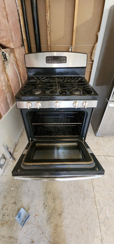 Used kitchen appliances in Stoves, Ovens & Ranges in Mississauga / Peel Region - Image 2