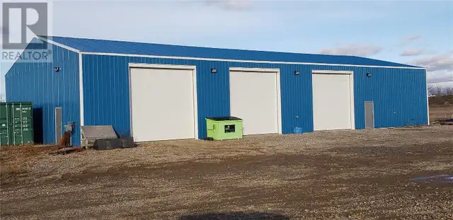 40 acres of Land and 5000 sq. ft, shop for sale  in Estevan, SK in Land for Sale in Regina - Image 3