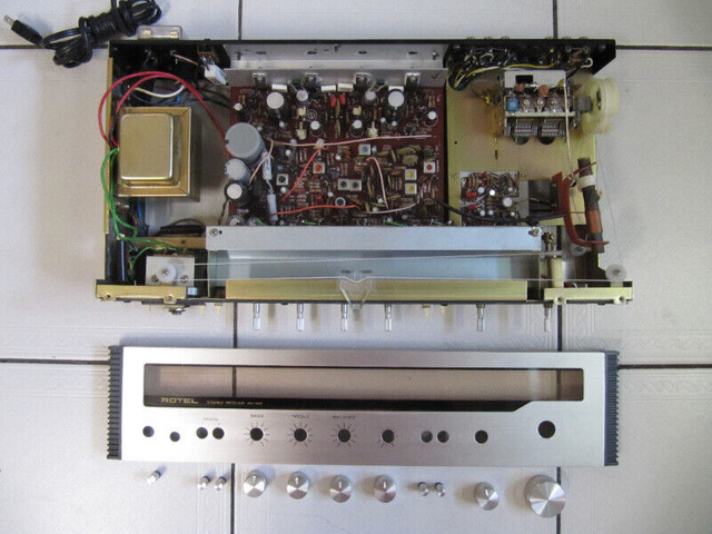 Classic Rotel Model RX-152 High Current Receiver XCond Circ 1978 in Arts & Collectibles in Mississauga / Peel Region - Image 3