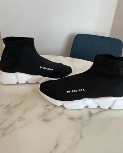 Balenciaga men’s shoes size 8/9, View more